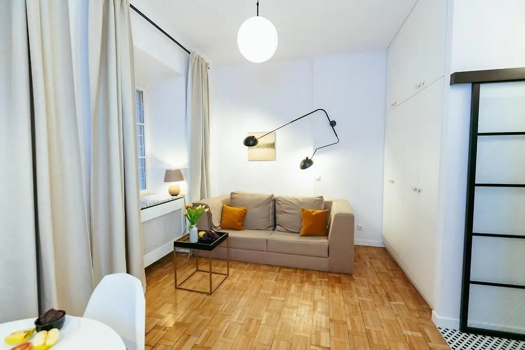 Charming Apartment Next To The Old Town! Varsovie